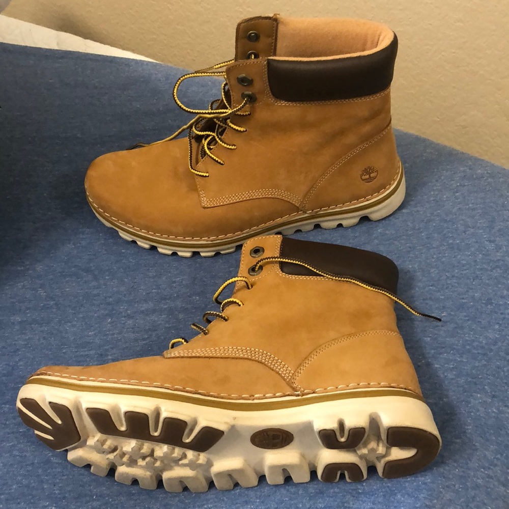 Timberlands Women's Brookton Lace-Up Boots⁉️⁉️